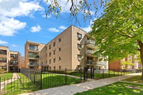 1640 W Sherwin Avenue, Chicago, IL 60626