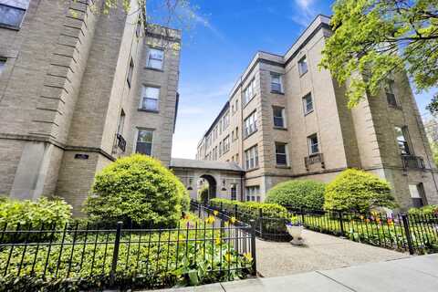 1737 W BALMORAL Avenue, Chicago, IL 60640