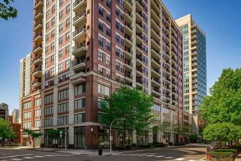 451 W Huron Street, Chicago, IL 60654