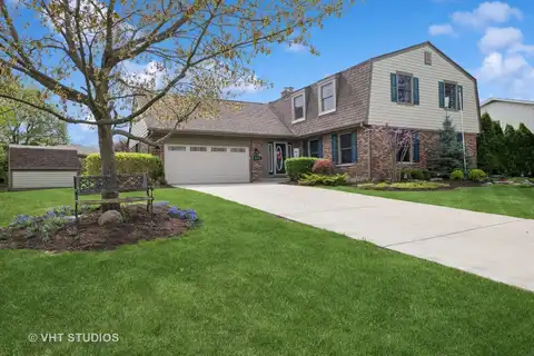 643 Summit Drive, Schaumburg, IL 60193