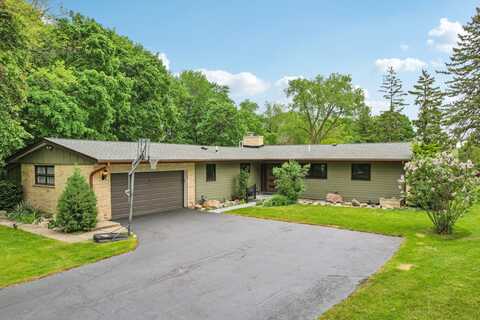 32225 N Pine Avenue, Grayslake, IL 60030