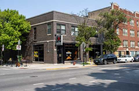 3208 W Belle Plaine Avenue, Chicago, IL 60618