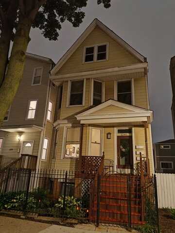 3240 N Whipple Street, Chicago, IL 60618
