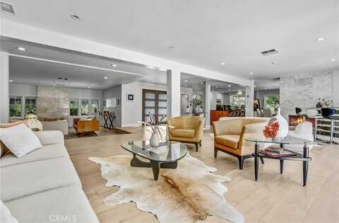 4936 Matula Drive, Tarzana, CA 91356