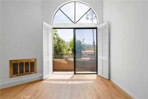 14844 Dickens Street, Sherman Oaks, CA 91403