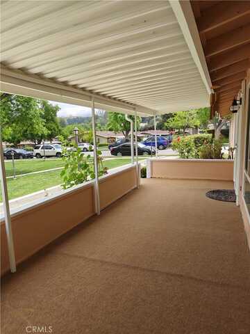 19163 Avenue Of The Oaks, Newhall, CA 91321