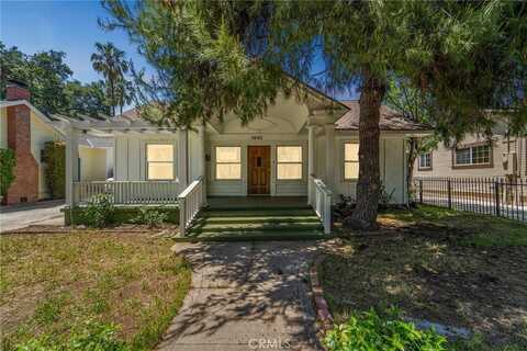 1693 N Los Robles Avenue, Pasadena, CA 91104