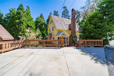 795 Glen View Lane, Twin Peaks, CA 92391