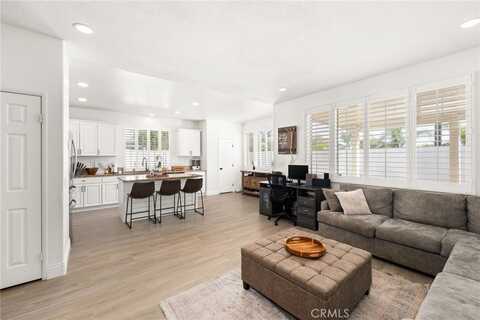 1261 Florence Street, Corona, CA 92882