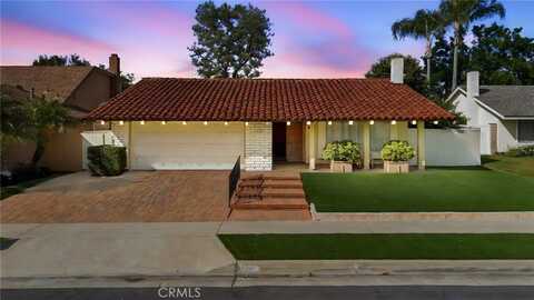 5385 Strasbourg Avenue, Irvine, CA 92604