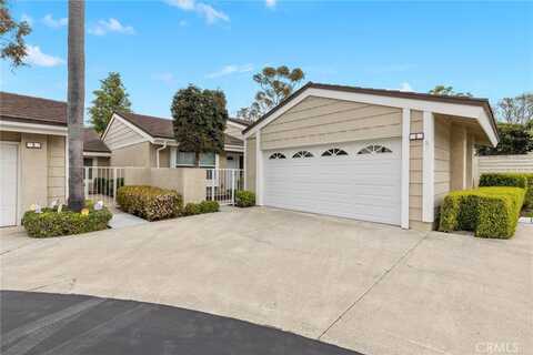 6 Lone Pne, Irvine, CA 92604