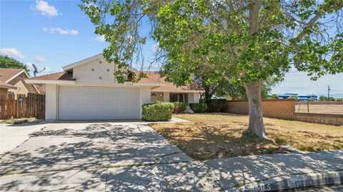 45260 7th Street E, Lancaster, CA 93535
