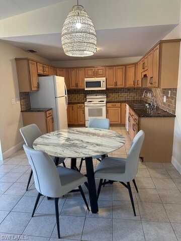 5638 Foxlake, NORTH FORT MYERS, FL 33917