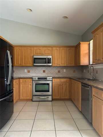 2771 24th, NAPLES, FL 34120