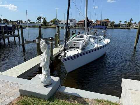 1726 Bikini, CAPE CORAL, FL 33904