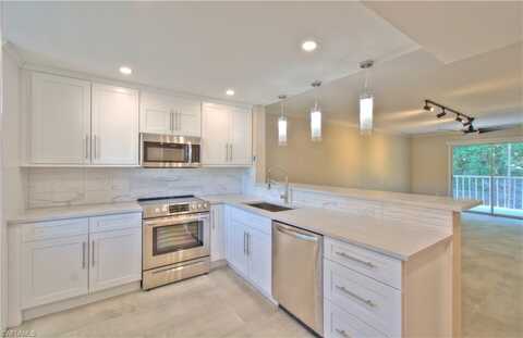 2360 Naples Trace, NAPLES, FL 34109