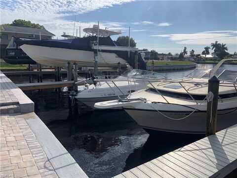 1726 Bikini, CAPE CORAL, FL 33904