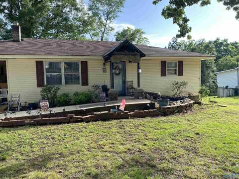 121 County Road 575, Rogersville, AL 35652