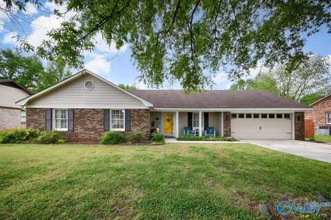 2119 Edinburgh Drive SW, Huntsville, AL 35803