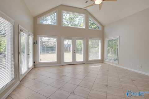 1102 Chesterfield Drive SE, Huntsville, AL 35803