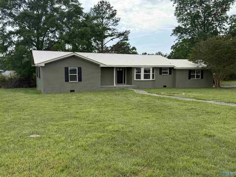 41 County Road 644, Henagar, AL 35978