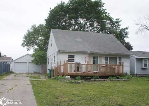 413 E Curve Drive, Webster City, IA 50595