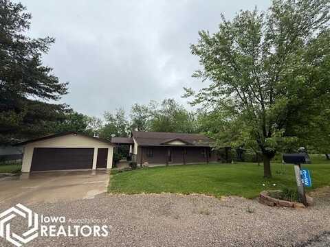 3122 Holiday Lane, Brooklyn, IA 52211
