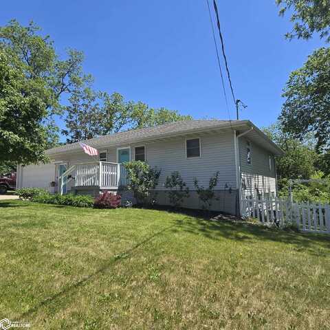 1004 S 15Th Street, Oskaloosa, IA 52577
