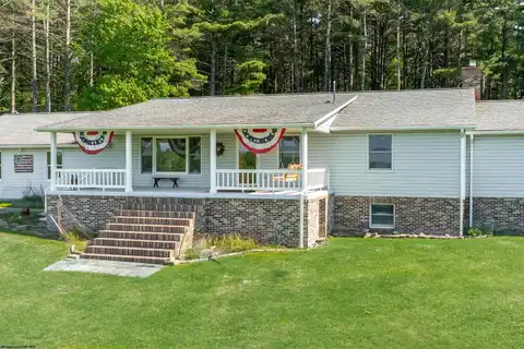 42 Ice Linn Lane, Fairmont, WV 26554