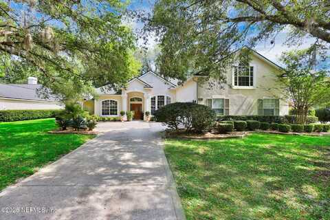 526 OAKMONT Drive, Orange Park, FL 32073