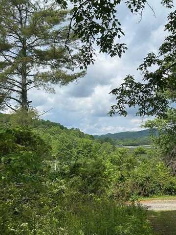 108 Boyds Prayer Road, Hayesville, NC 28904