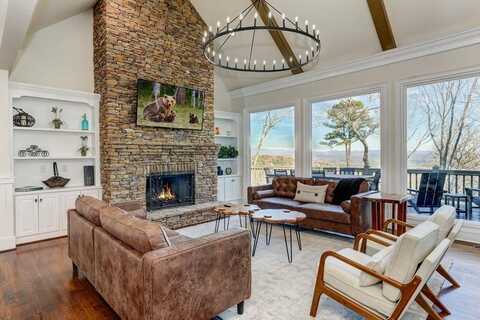 1492 McElroy Mountain Drive, Jasper, GA 30143