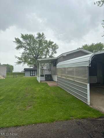 14 Carpenter Boulevard, Marshallville, OH 44645