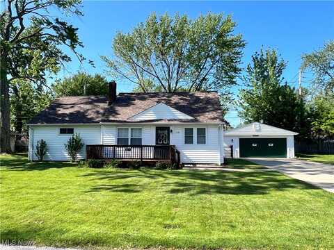 7387 Primrose Drive, Mentor-on-the-Lake, OH 44060