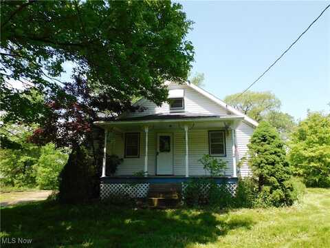 339 NE Johnson Plank Road NE, Warren, OH 44481