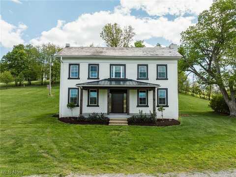 3153 SW Boltz Orchard Road, Sugarcreek, OH 44681