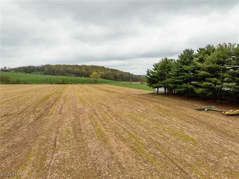 Bair Road NW, Dover, OH 44622