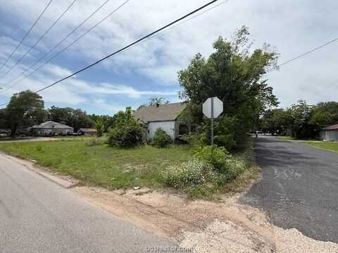 400 & 402 South Brazos Avenue, Bryan, TX 77803