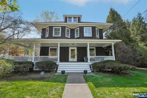 348 Prospect Street, Glen Rock, NJ 07452