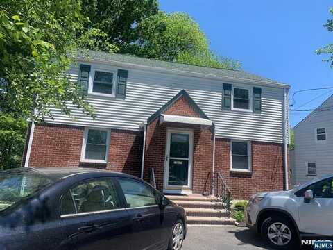 65 Macarthur Avenue 2nd floor, Lodi, NJ 07644