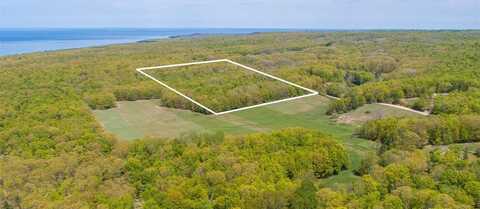 9400 W Robinson, Harbor Springs, MI 49740
