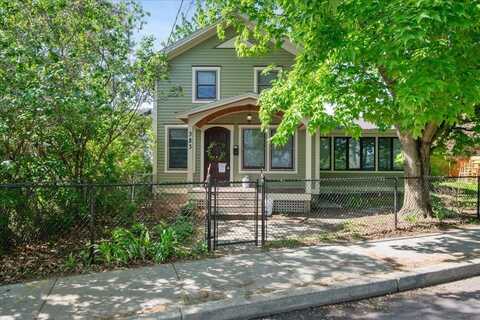 383 Manhattan Drive, Burlington, VT 05401