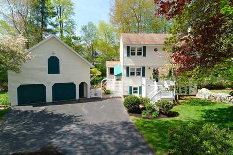 6 Mohawk Street, Hampton, NH 03842