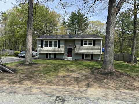 17 Riverlawn Avenue, Rochester, NH 03867