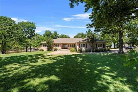 59144 E 290 Road, Grove, OK 74344