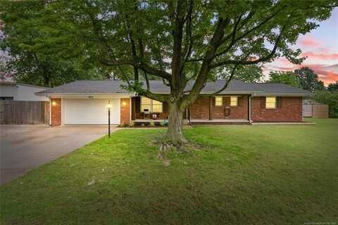 11837 S 84th Avenue E, Bixby, OK 74008