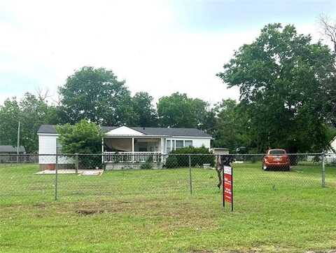 105 Charles Street, Dewar, OK 74431