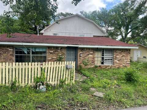 606 W Newton Street, Terrell, TX 75160