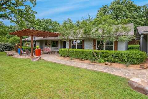 635 Old Justin Road, Argyle, TX 76226
