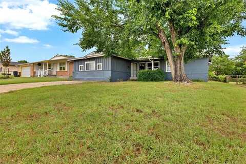 4208 Huckleberry Circle, Dallas, TX 75216